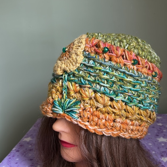 Colorful Crochet Flower beanie medium soft acrylic yarn new - Picture 9 of 10